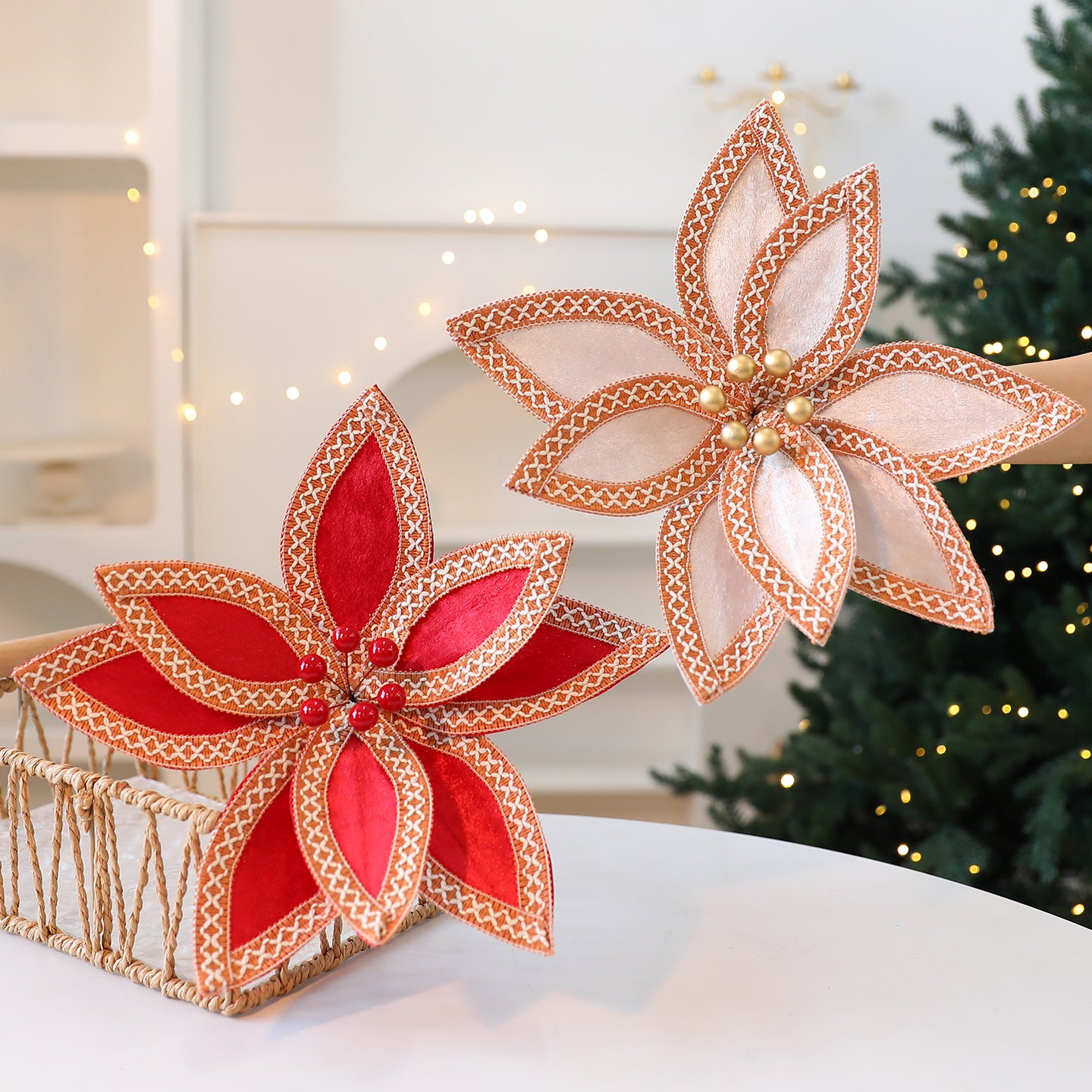 Saint Yuan New Arrival Faux Velvet Preserved Christmas Flower Branches Christmas Tree Decoration Holiday Decor